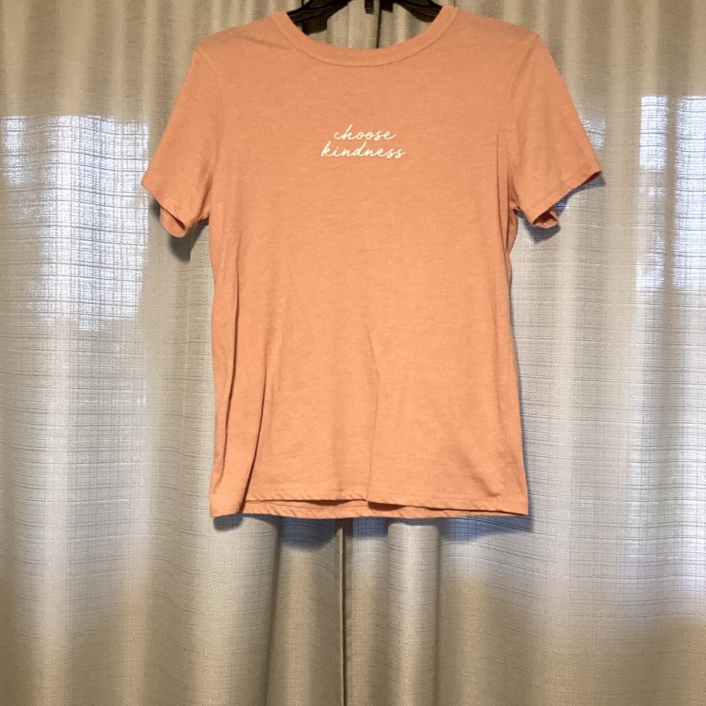Salmon pink Zoe + Liv T-shirt in size extra small.